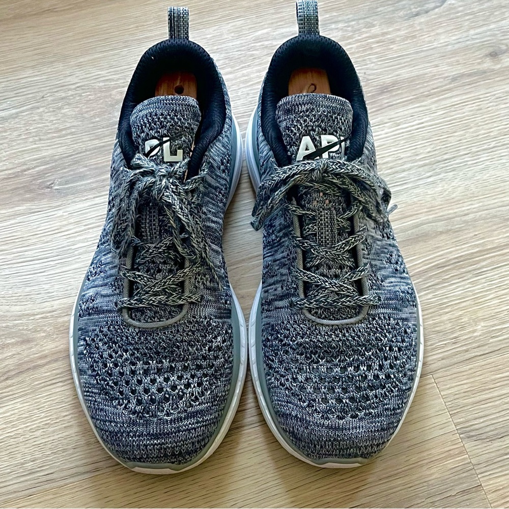 APL TechLoom Pro Knit running shoes - Heather Grey W6.5